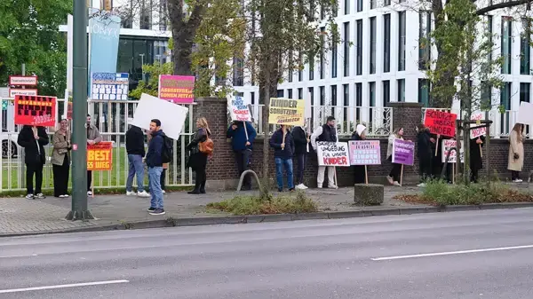 Demo-Asbest-04.10.2024