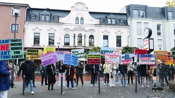 Demo-Asbest-10.10.2024